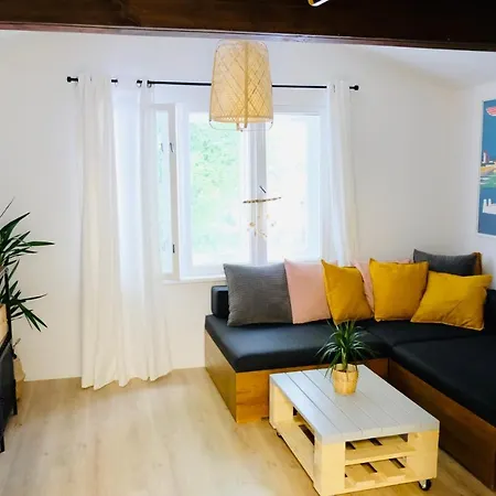 Apartment Belmondo House *